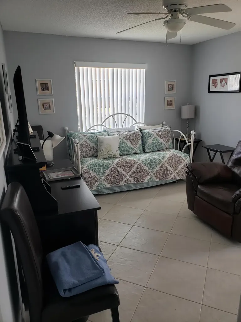 166 Piedmont Delray Beach FL 33484