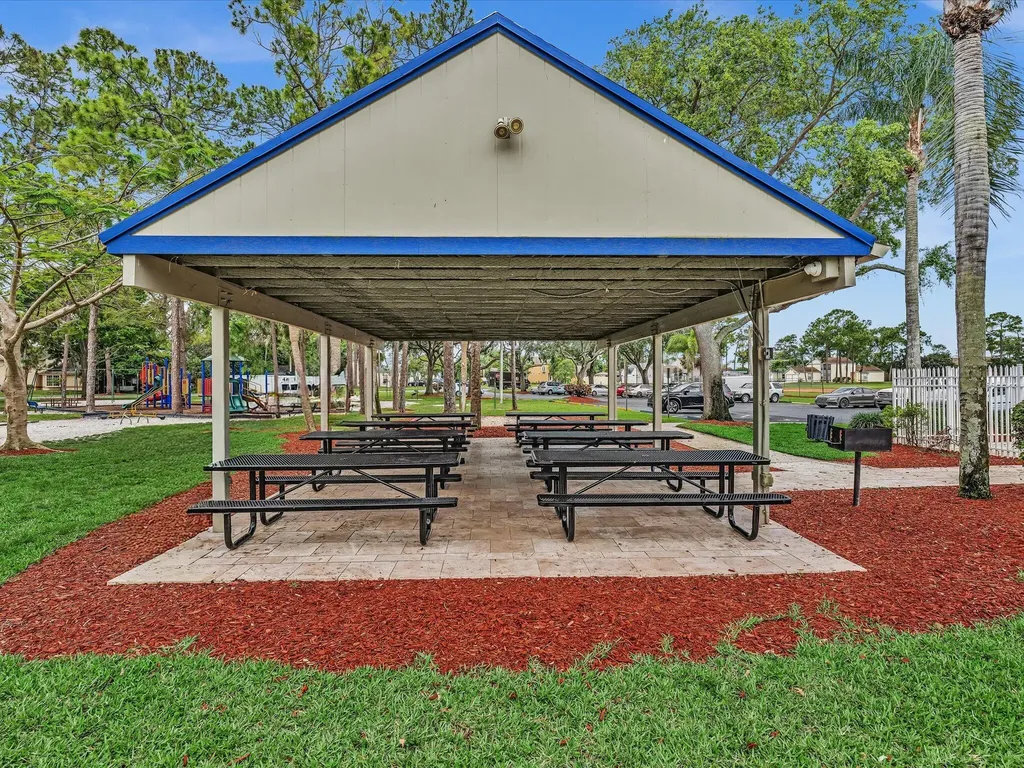 5610 Dewberry Way West Palm Beach FL 33415