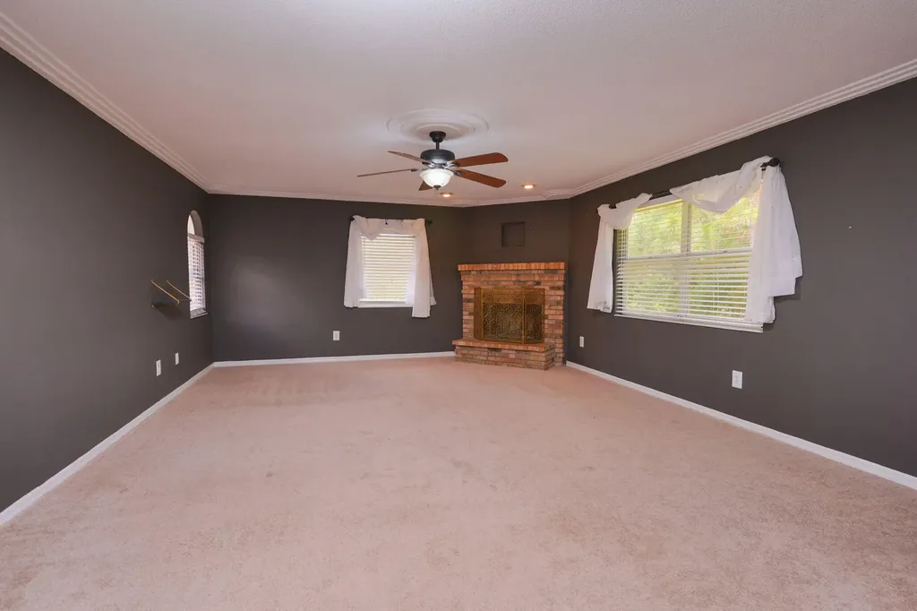 2110 Flower Terrace Sebring FL 33875