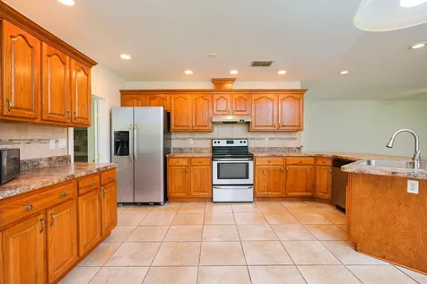 2110 Flower Terrace Sebring FL 33875