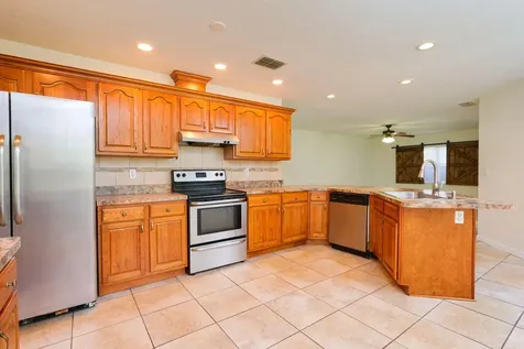 2110 Flower Terrace Sebring FL 33875