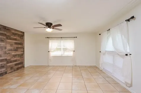 2110 Flower Terrace Sebring FL 33875