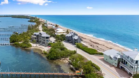 918 SE Macarthur Boulevard Stuart FL 34996