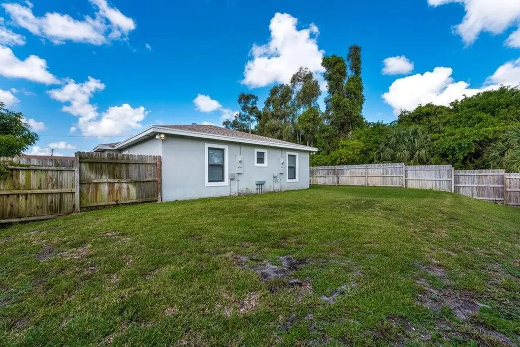 4743 Myla Lane West Palm Beach FL 33417