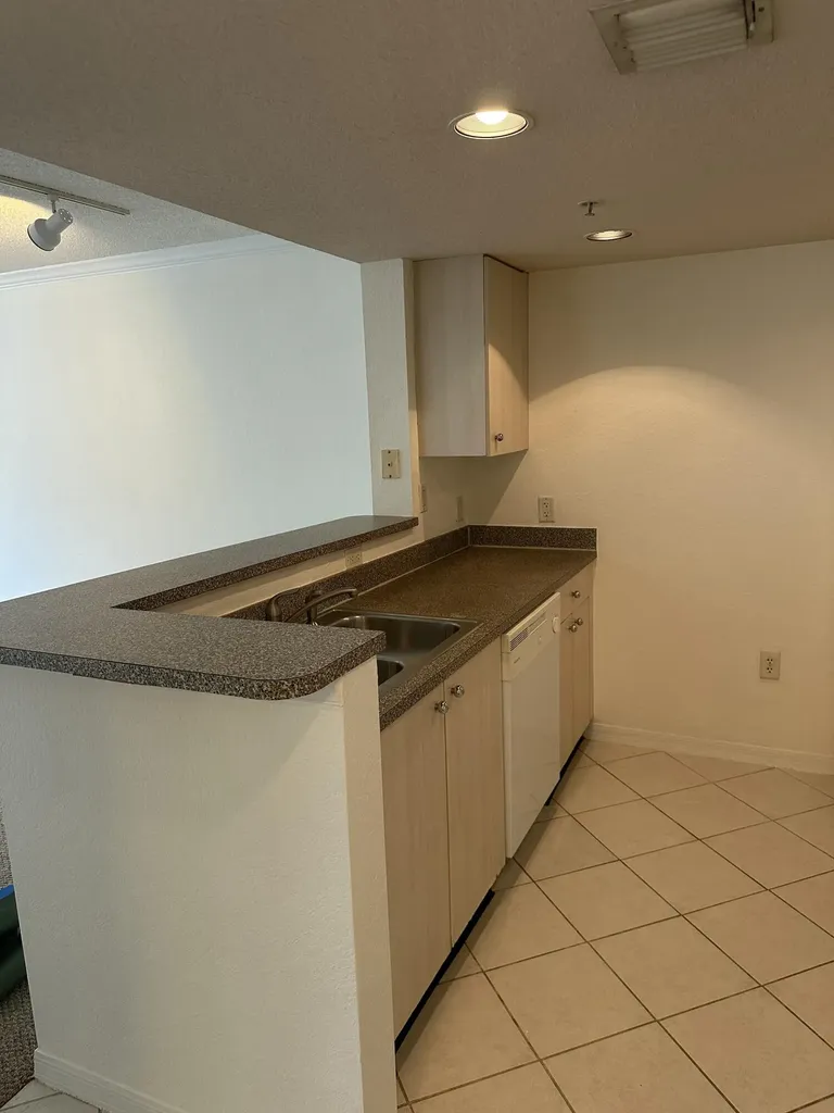 1801 N Flagler Drive West Palm Beach FL 33407