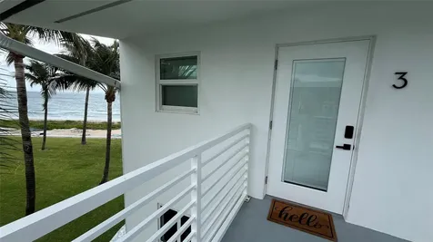 1041 Hillsboro Hillsboro Beach FL 33062