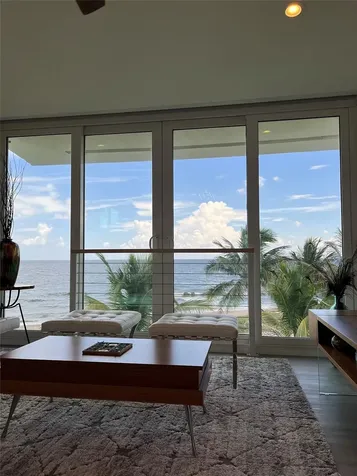 1041 Hillsboro Hillsboro Beach FL 33062