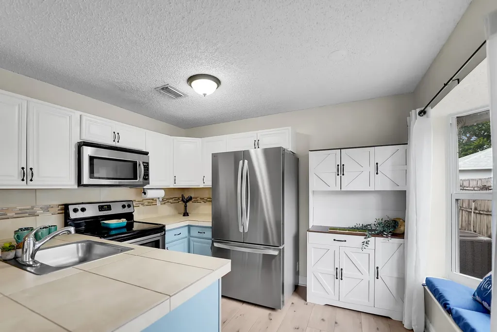 10359 Boynton Place Circle Boynton Beach FL 33437