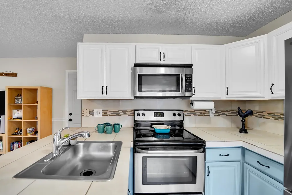 10359 Boynton Place Circle Boynton Beach FL 33437