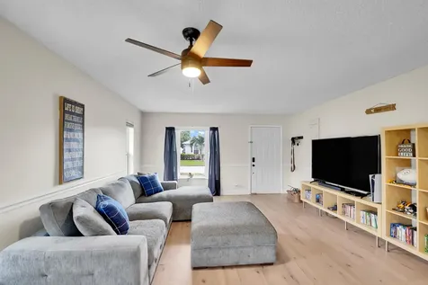 10359 Boynton Place Circle Boynton Beach FL 33437