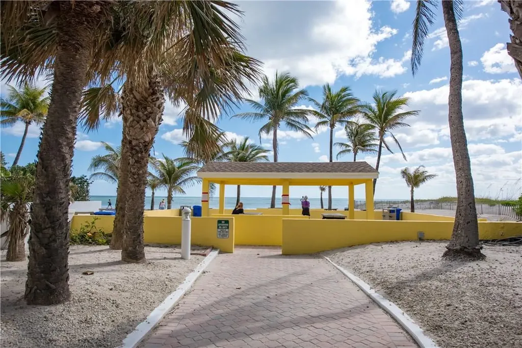 2020 Terra Mar Drive Pompano Beach FL 33062