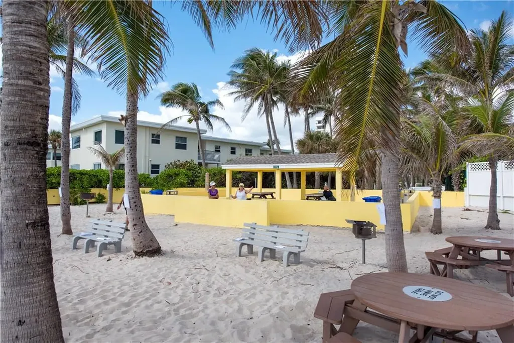 2020 Terra Mar Drive Pompano Beach FL 33062