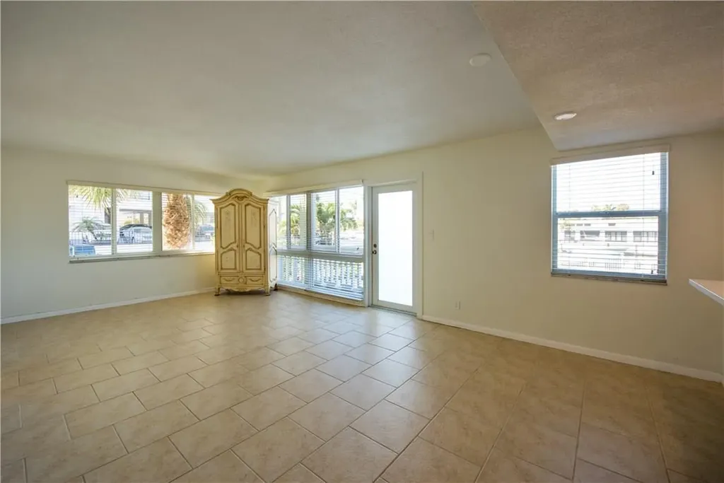 2020 Terra Mar Drive Pompano Beach FL 33062