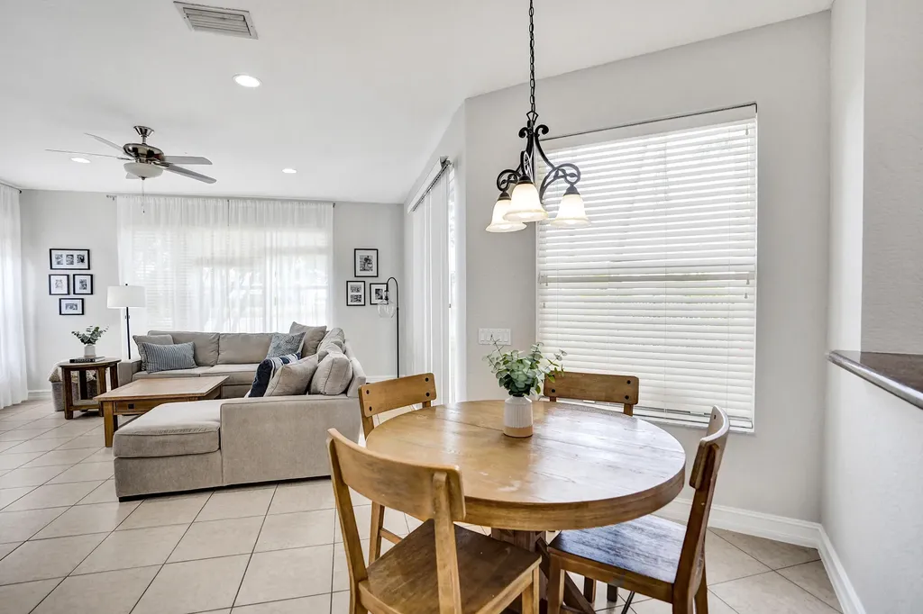 8876 Sandy Crest Lane Boynton Beach FL 33473