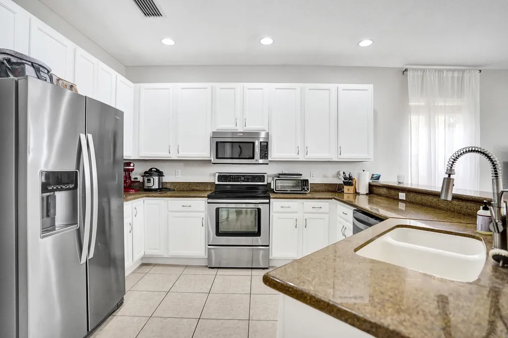 8876 Sandy Crest Lane Boynton Beach FL 33473