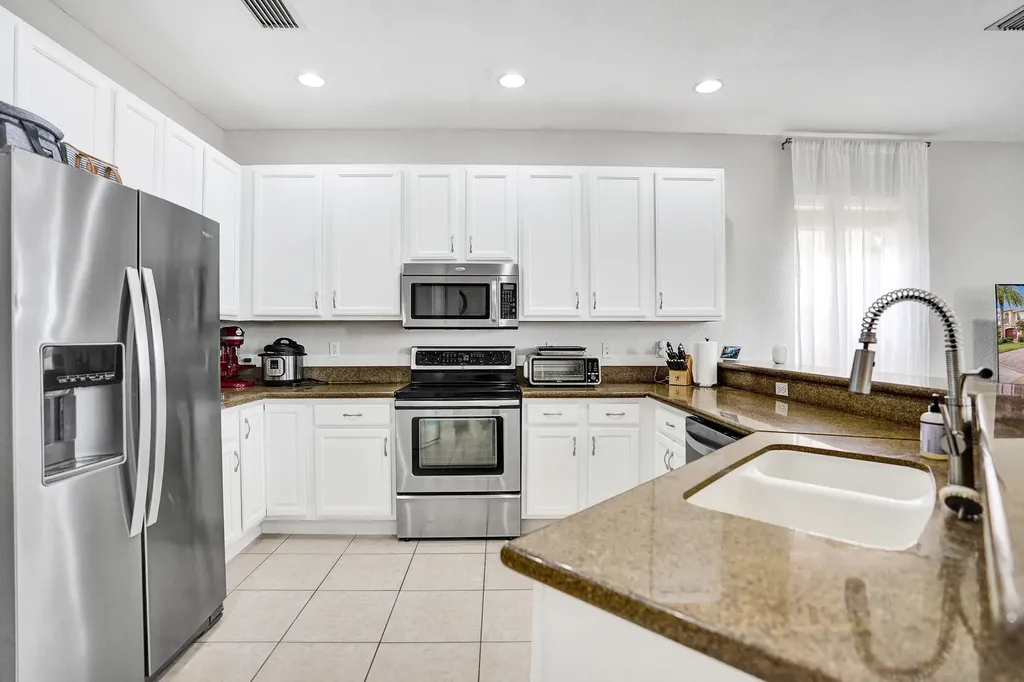 8876 Sandy Crest Lane Boynton Beach FL 33473