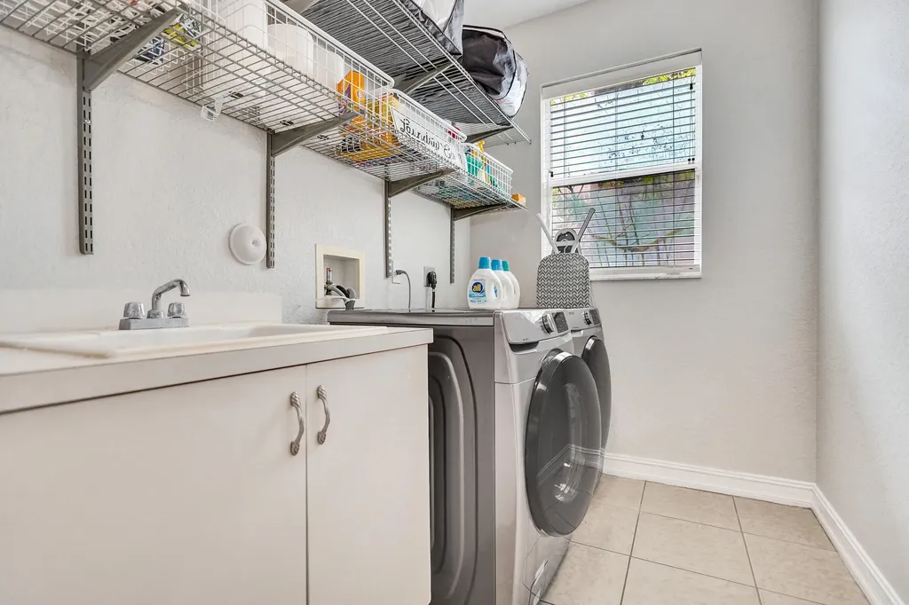 8876 Sandy Crest Lane Boynton Beach FL 33473