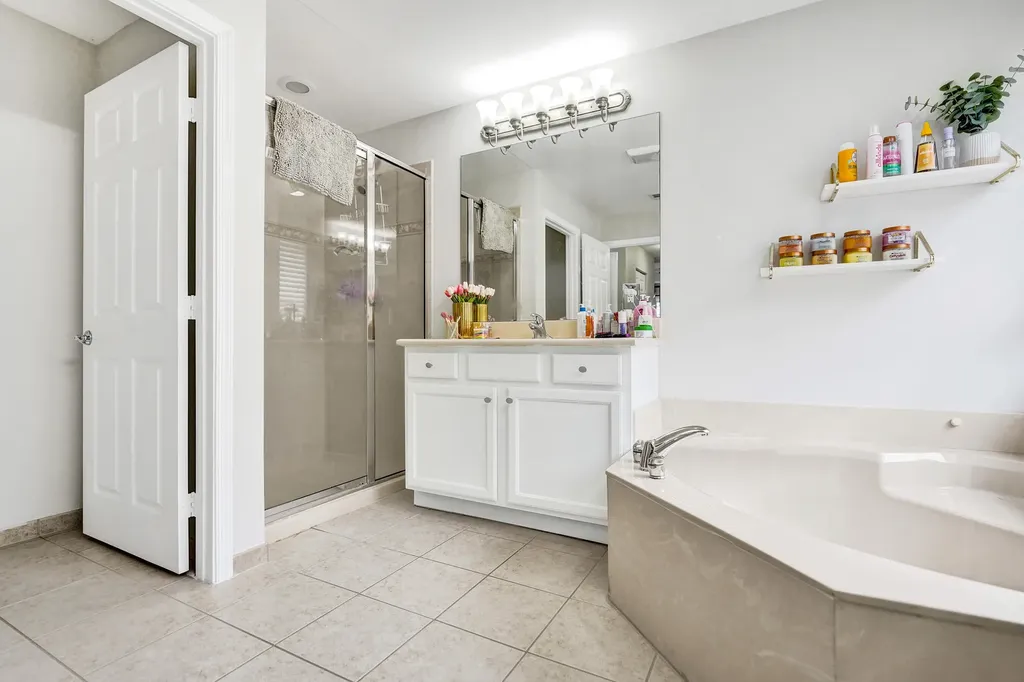 8876 Sandy Crest Lane Boynton Beach FL 33473