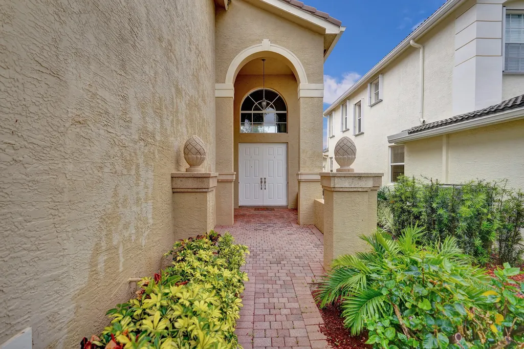 8876 Sandy Crest Lane Boynton Beach FL 33473