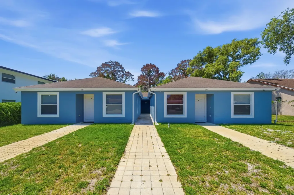 1311 Emerald Terrace Fort Pierce FL 34950