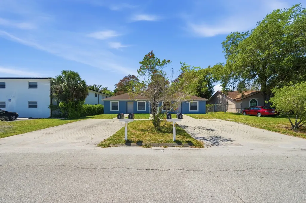 1311 Emerald Terrace Fort Pierce FL 34950