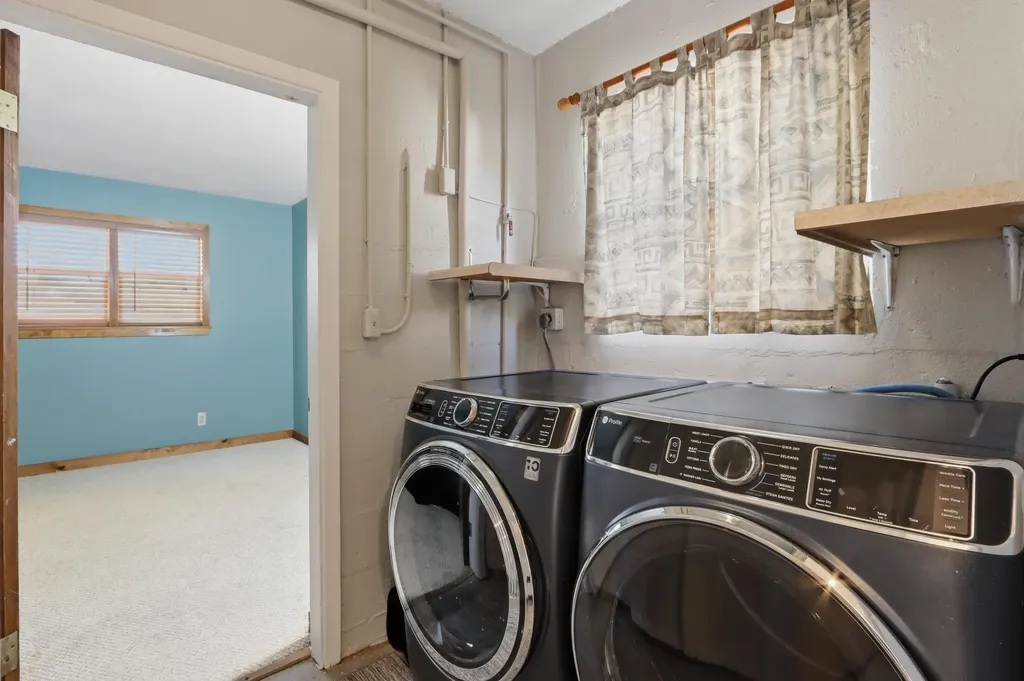 365 Garden Boulevard Palm Beach Gardens FL 33410