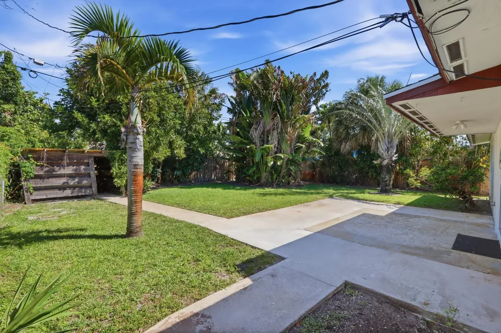 365 Garden Boulevard Palm Beach Gardens FL 33410