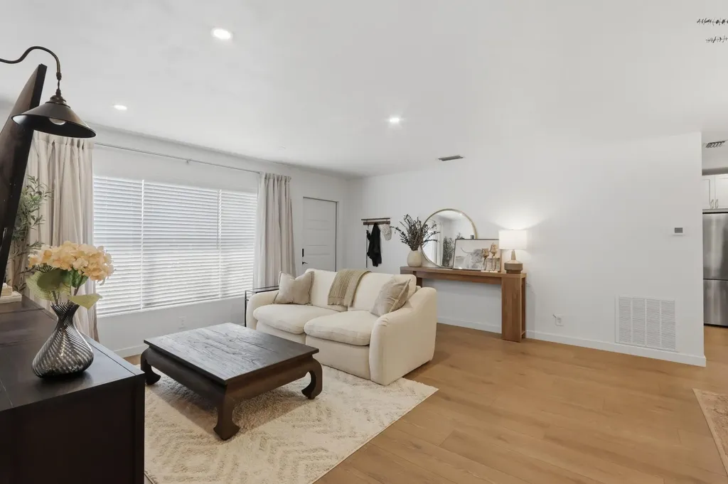 365 Garden Boulevard Palm Beach Gardens FL 33410
