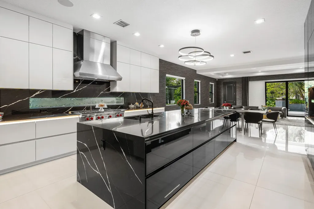 9460 Spiderlilly Court Parkland FL 33076