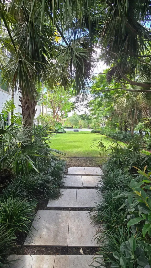 9460 Spiderlilly Court Parkland FL 33076