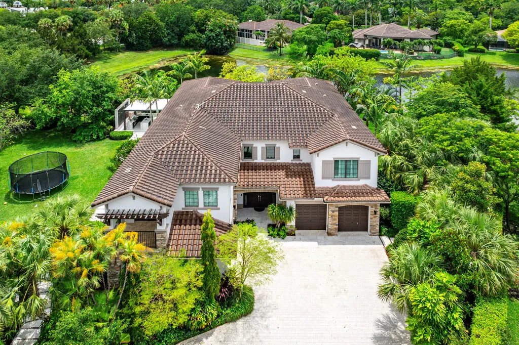 9460 Spiderlilly Court Parkland FL 33076