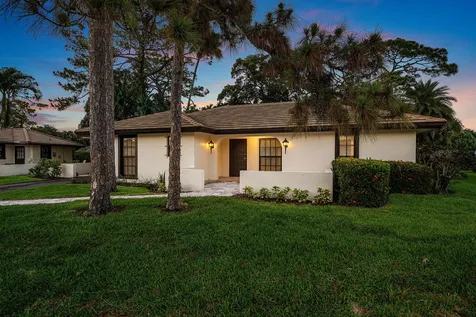433 Pine Villa Drive Atlantis FL 33462