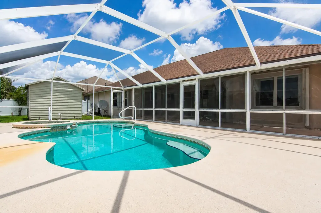 5829 NW Gerald Circle Port St Lucie FL 34986