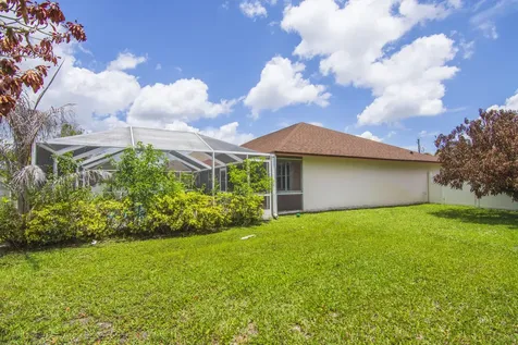 5829 NW Gerald Circle Port St Lucie FL 34986