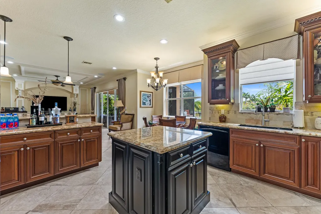11790 Foxbriar Lake Trail Boynton Beach FL 33473