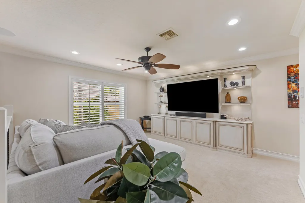 11790 Foxbriar Lake Trail Boynton Beach FL 33473