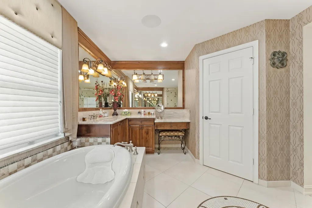 11790 Foxbriar Lake Trail Boynton Beach FL 33473