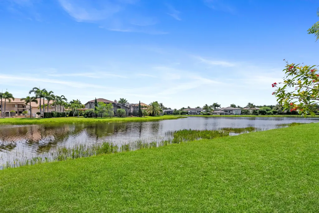 11790 Foxbriar Lake Trail Boynton Beach FL 33473