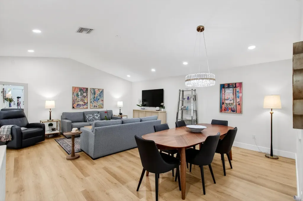 23377 Barlake Drive Boca Raton FL 33433