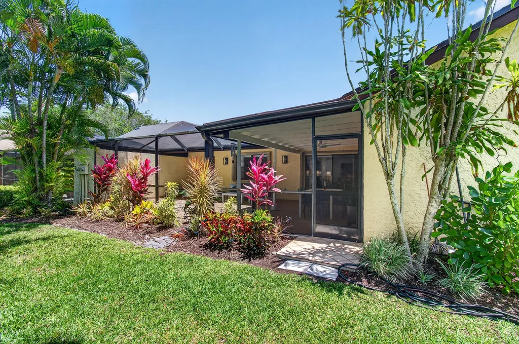 23377 Barlake Drive Boca Raton FL 33433