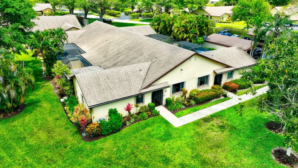 23377 Barlake Drive Boca Raton FL 33433