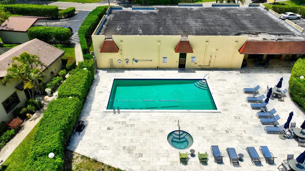 23377 Barlake Drive Boca Raton FL 33433