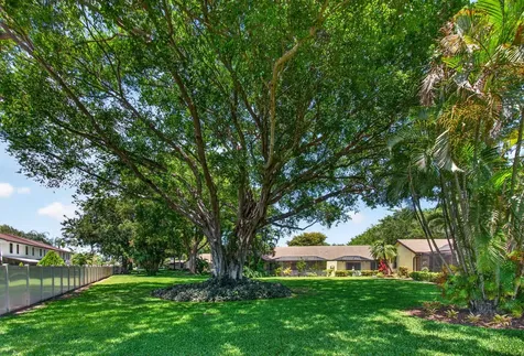 23377 Barlake Drive Boca Raton FL 33433