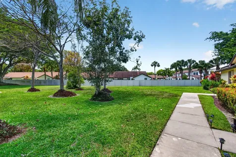 23377 Barlake Drive Boca Raton FL 33433