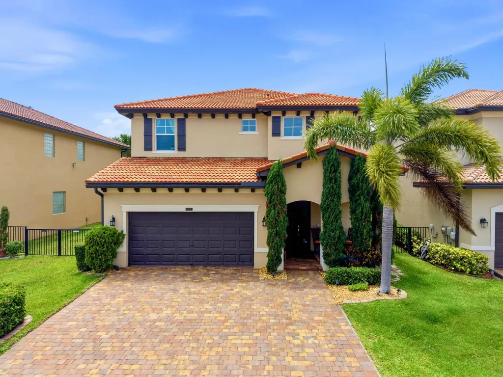 6819 Langdon Way Lake Worth FL 33463