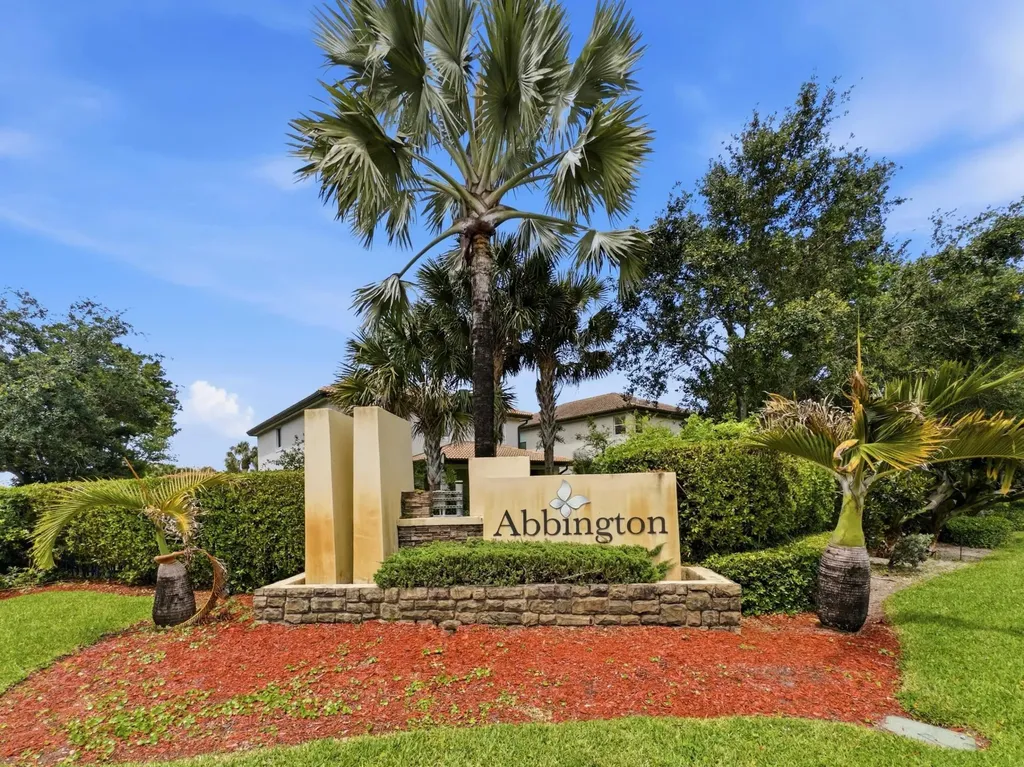 6819 Langdon Way Lake Worth FL 33463