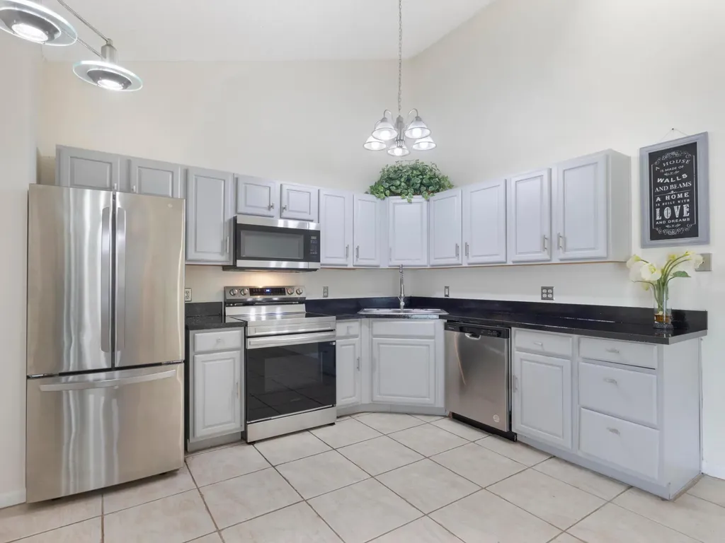 5933 Golden Eagle Circle Palm Beach Gardens FL 33418