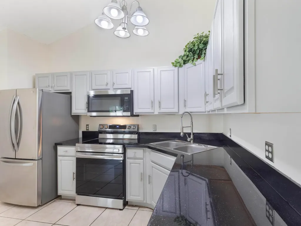 5933 Golden Eagle Circle Palm Beach Gardens FL 33418
