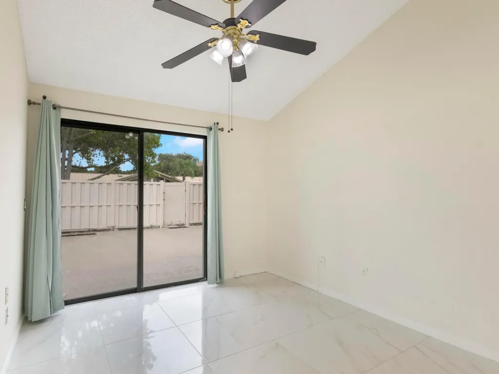 5933 Golden Eagle Circle Palm Beach Gardens FL 33418