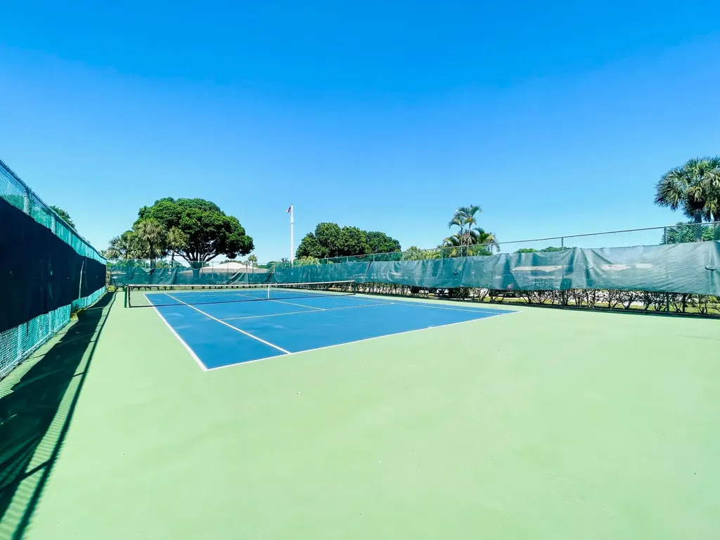 5933 Golden Eagle Circle Palm Beach Gardens FL 33418